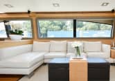 MONTRACHET 80ft Ferretti Yachts sold superyacht - main salon