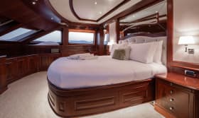 VIRTUE 120ft Benetti luxury yacht charter - stateroom