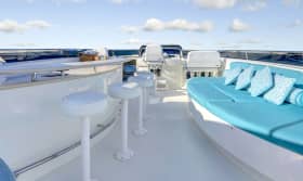 LE REVE 110ft Lazzara Yachts luxury yacht charter - sundeck