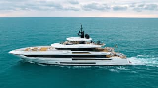 ALISA 164ft Mangusta luxury motor yacht - profile view