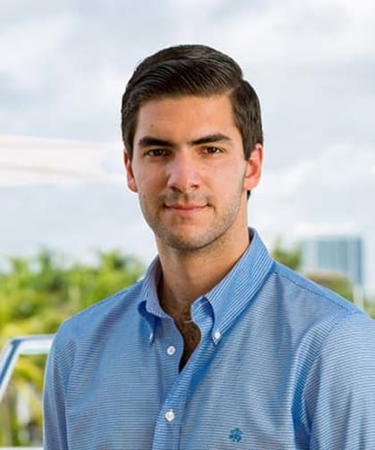 yacht broker Dean Pappas Moran Yachts