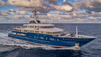 BELLA VITA luxury yacht for charter