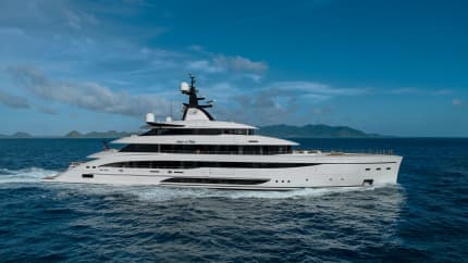 AMOR À VIDA 220ft CRN completed superyacht - profile view