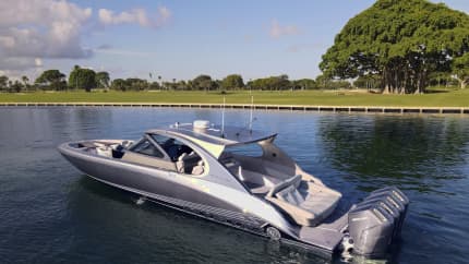 MYSTIC M5200 52ft Mystic sold superyacht - profile view