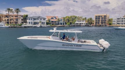 SHOWTIME 43ft Freeman Boatworks luxury yacht for sale - profile view