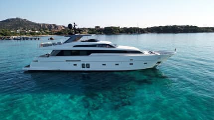 96ft SANLORENZO YACHTS yacht AMAN – SL96 u2014 exterior