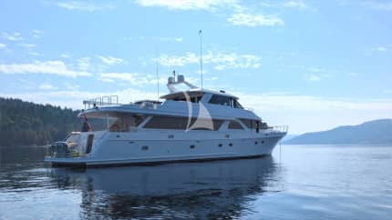 102ft Ocean Alexander yacht A GREAT ESCAPE — exterior
