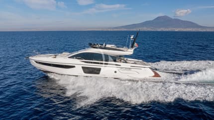 71ft Azimut yacht ALE II — exterior