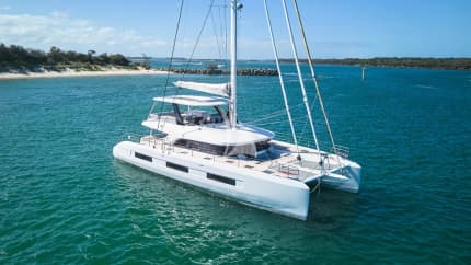 67ft Lagoon yacht AMAREA — exterior