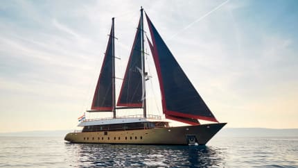 131ft Custom yacht ANETTA — exterior
