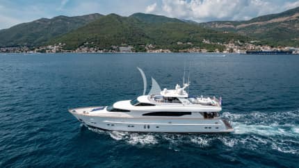 100ft Horizon yacht ANNABEL II — exterior