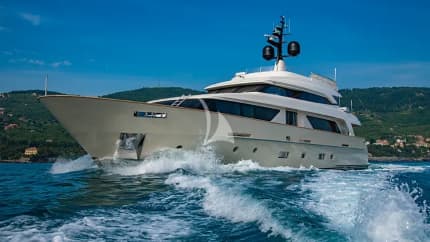 112ft Sanlorenzo yacht ANYTHING GOES V — exterior