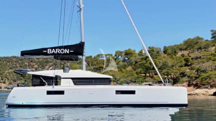 52ft Lagoon yacht BARON — exterior