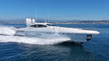 110ft Mangusta yacht BO — exterior