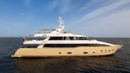133ft CRN yacht BUNKER — exterior