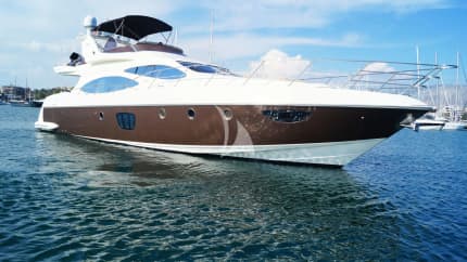 71ft Azimut yacht CHILL OUT II — exterior