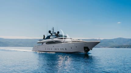 115ft Maiora yacht CYNTHIA — exterior