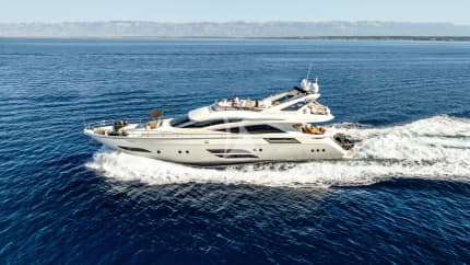 76ft Dominator yacht DALIA u2014 image 3