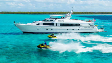 114ft Hatteras yacht ESCAPE — exterior