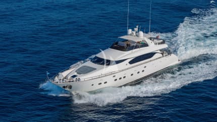 85ft Maiora yacht GEMINI 3 — exterior