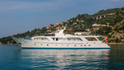 116ft Benetti yacht GITANES — exterior