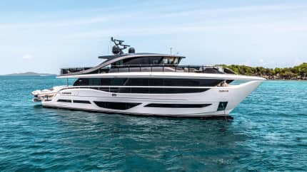 96ft PRINCESS YACHTS yacht HANG LOOSE u2014 exterior