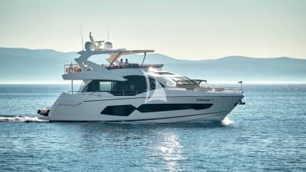 77ft Sunseeker yacht HIDEAWAY — exterior