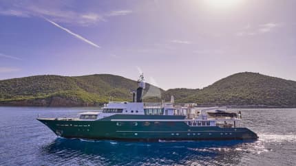 162ft Feadship yacht HIGHLANDER — exterior