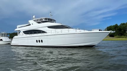 80ft HATTERAS yacht HOPE u2014 exterior