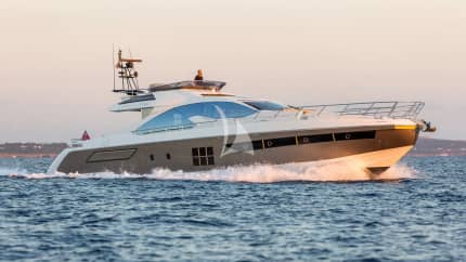 77ft Azimut yacht KOMODO — exterior