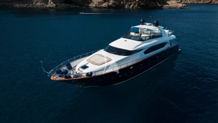 89ft Maiora yacht LADY KC — exterior