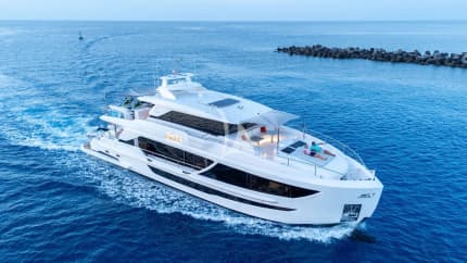 90ft Horizon yacht LOUDER — exterior