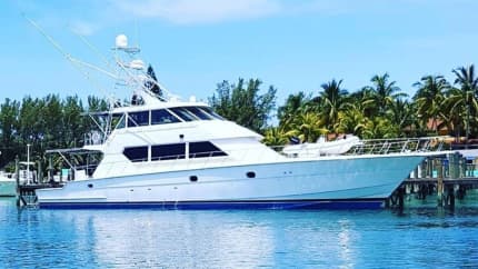 82ft HATTERAS yacht MAHA u2014 exterior