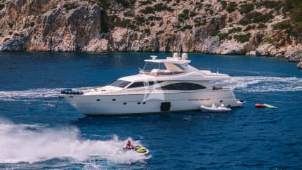 83ft Ferretti Yachts yacht MAYBE NOT — exterior