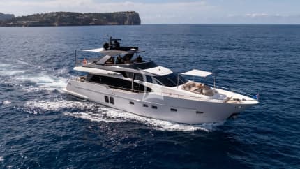 81ft Sanlorenzo yacht MOONSHOT — exterior