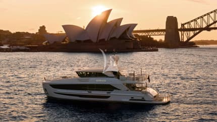 90ft Horizon yacht ORRAIA — exterior