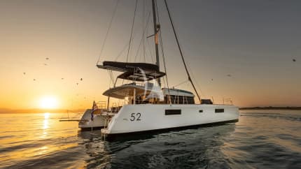 52ft Lagoon yacht QUEEN OF DIAMONDS — exterior
