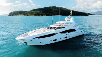 115ft Sunseeker yacht RASCAL — exterior