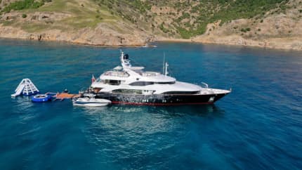 145ft Benetti yacht SEASCAPE V — exterior