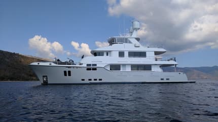 97ft NORDHAVN yacht VIVIERAE II u2014 exterior