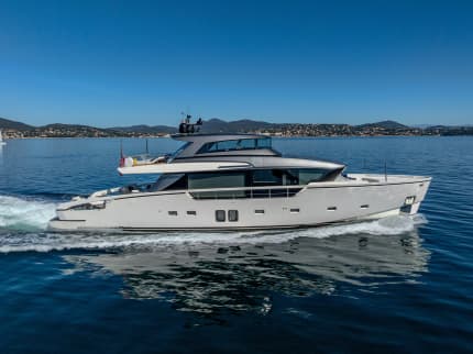 BELLE DE NUIT 88ft Sanlorenzo luxury yacht charter - profile view