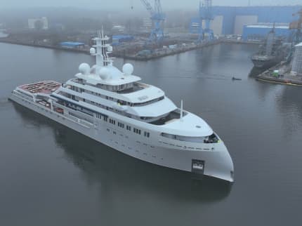 O3 318ft Lurssen completed superyacht - aerial view