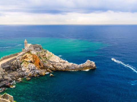 Cinque de Terre Yacht Charters