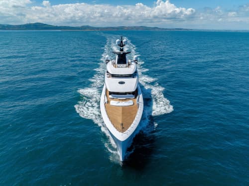 AMOR À VIDA 220ft CRN luxury superyacht - photo