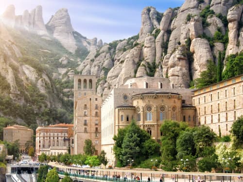 Barcelona luxury yacht charter