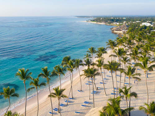 Caribbean beach - luxury yacht charter