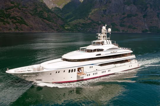 Charter Central Agency Update: LADY KATHRYN V – 200Ft Lurssen 2011