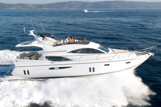 New CA! GLOW – 58Ft (18m) Pearl Motor Yachts, 2007