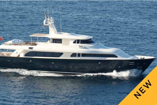 GIHRAMAR – 102′ (31m) Ferretti Custom Line – New Worldwide Central Agency!