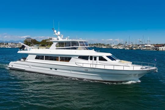 PHANTOM 92ft Tarrab luxury motor yacht - profile view